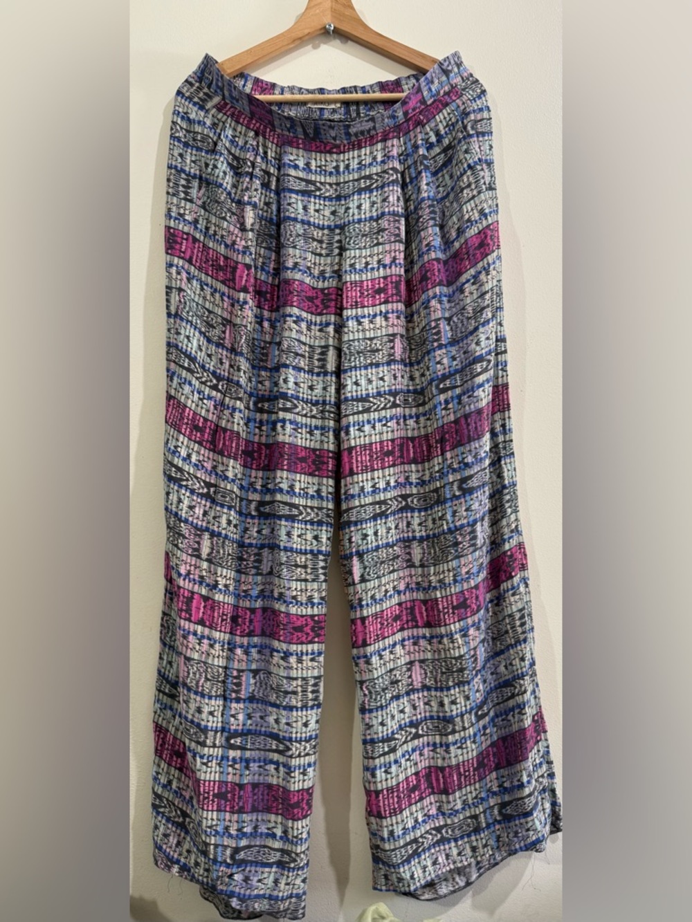 TKO Pink, Blue & White Wide-Leg Patterned Pants